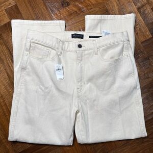 NWT Banana Republic High-Rise Crop Boot Jeans - Cream | Size 32